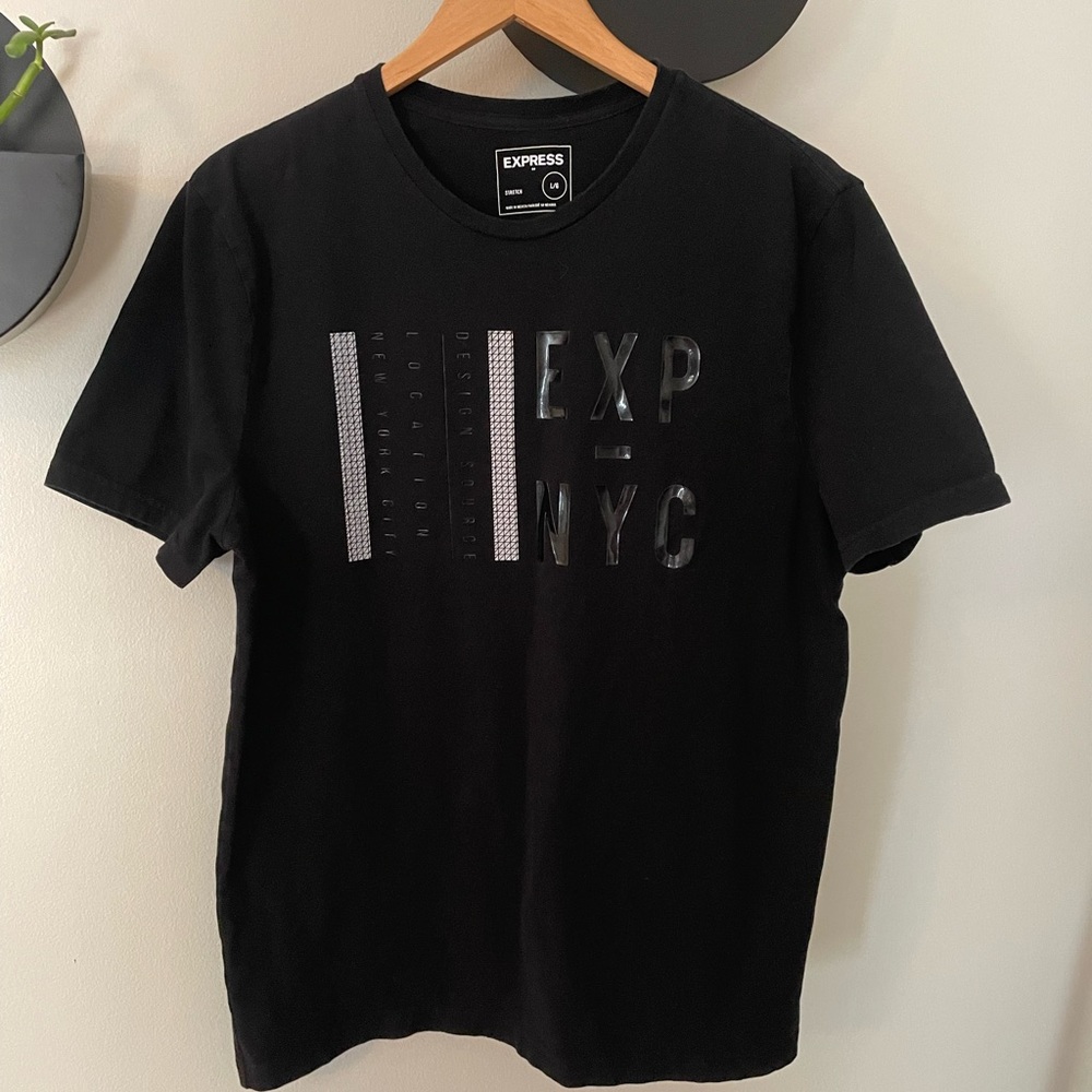 Express NYC Design Source Tee Size Mens Large